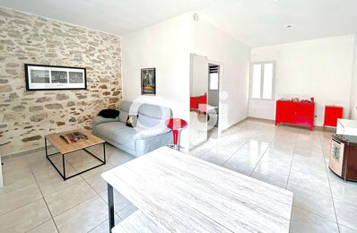 location appartement 850 € CC /mois à proximité de Roquefort-la-Bédoule (13830)