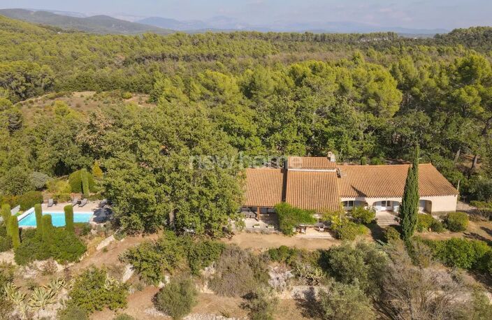 Vente maison 5 pièces 225 m² Seillans (83440) — photo 2
