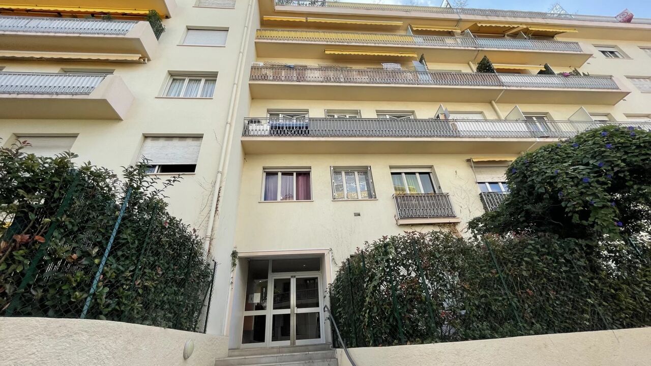 appartement 2 pièces 48 m2 à Nice (06100)