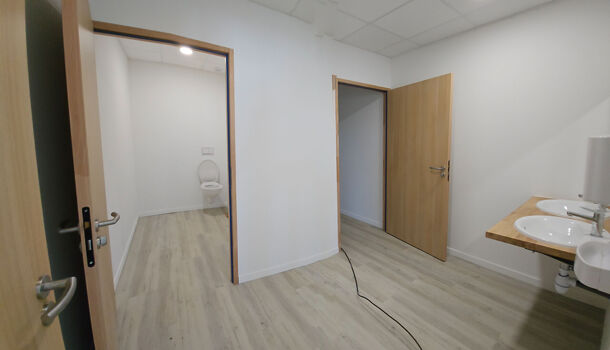 Local commercial 1 pièces  à louer Sauvagnon 64230