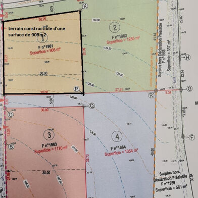 Terrain 905 m²