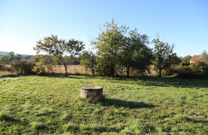 Maison de 110 m² à rafraîchir à vendre sur 1000 m² de terrain — photo 2