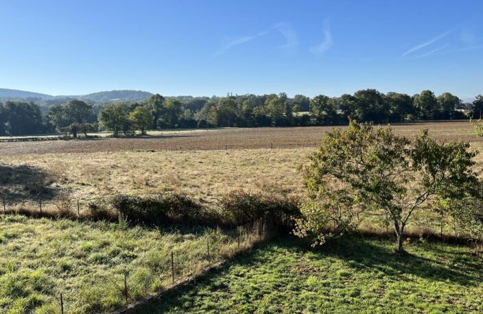 Maison de 110 m² à rafraîchir à vendre sur 1000 m² de terrain — photo 3