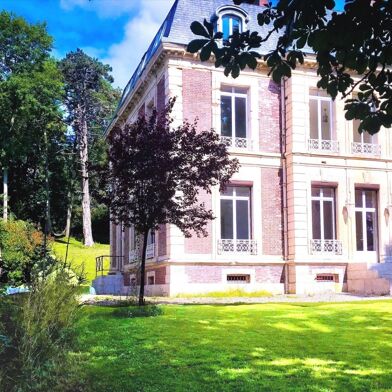 Maison 12 pièces 1390000 €