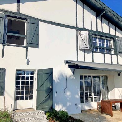 Appartement 4 pièces 699000 €