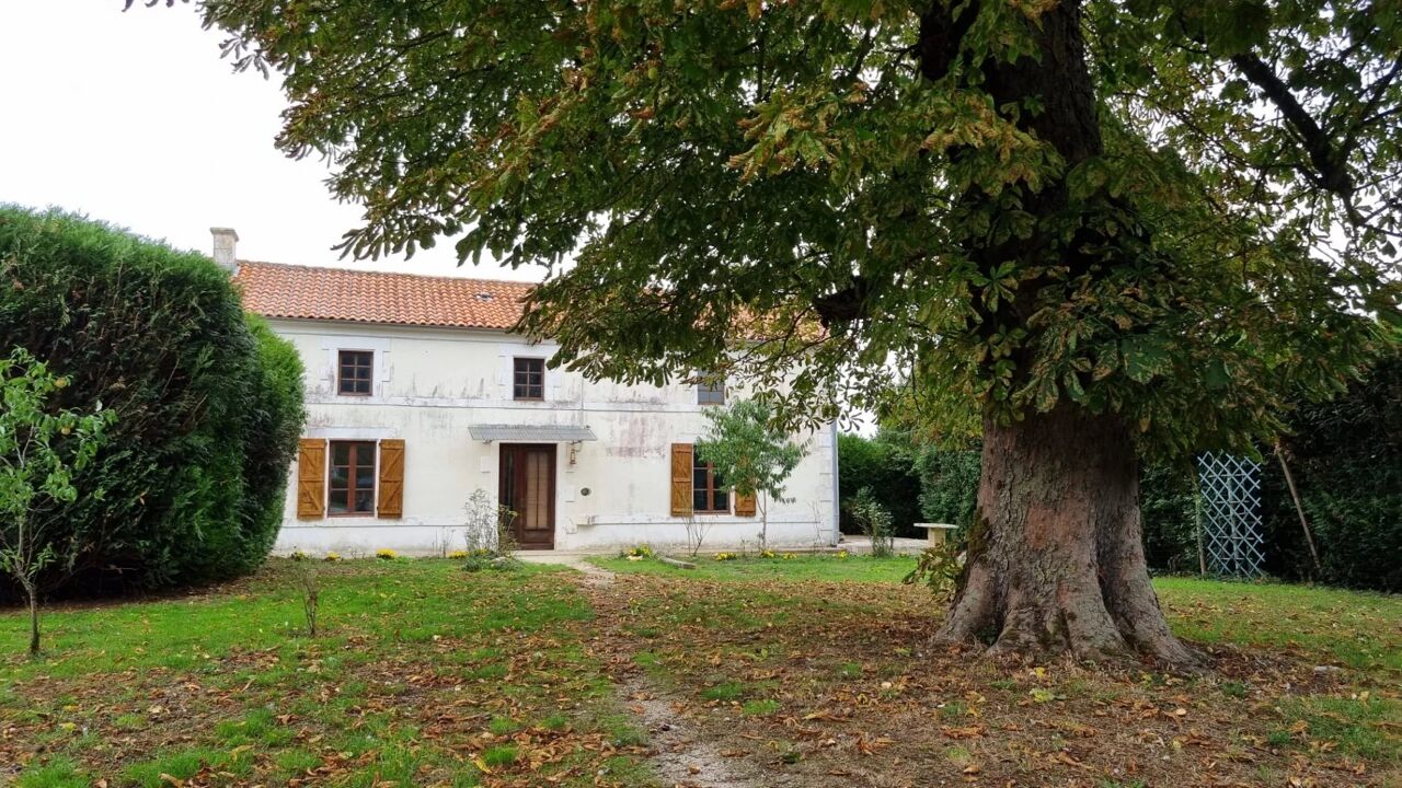 maison 4 pièces 85 m2 à vendre à Villefagnan (16240)