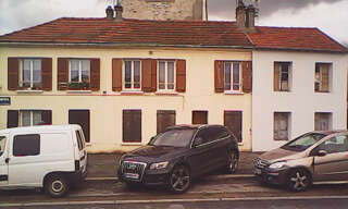 Immeuble  650 m² à vendre à Stains (93240)