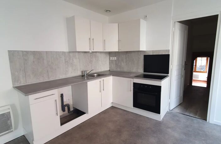 Bien vendu : Appartement  Avesnelles (59440) — photo 2