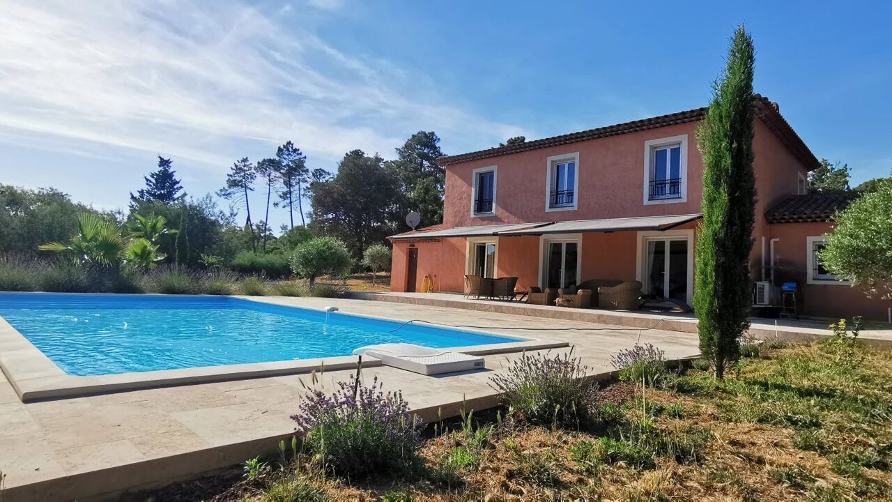 maison 6 pièces 206 m2 à vendre à Sainte-Maxime (83120)