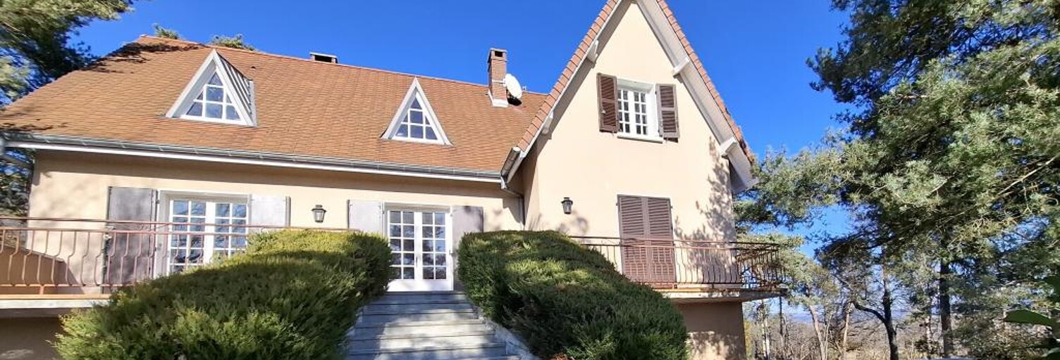 Maison 8 Pièces 165 m² à vendre à Rozier-en-Donzy (42810)