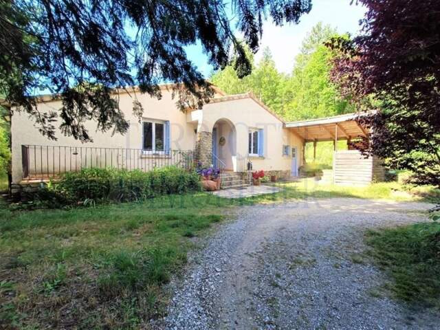 Maison 4 pièces 95 m² à Dieulefit — photo du bien