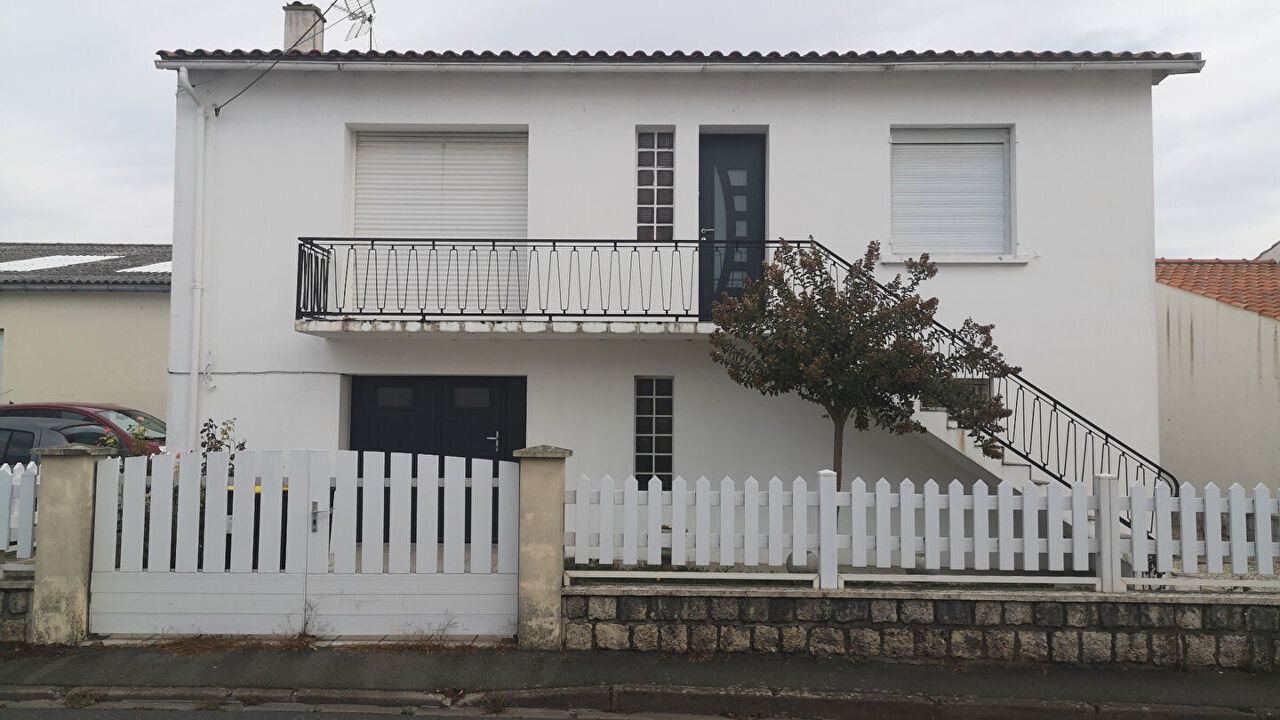 maison 7 pièces 169 m2 à vendre à La Rochelle (17000)