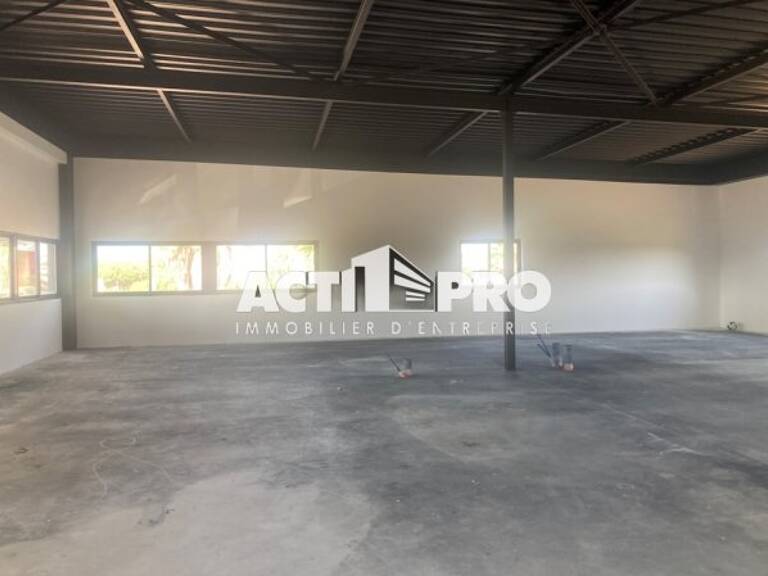 Bureaux à louer — photo 1