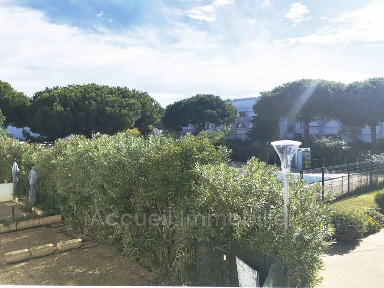 P3 au 1er étage d''environ 59 m² avec loggia vitrée côté espac — photo 1