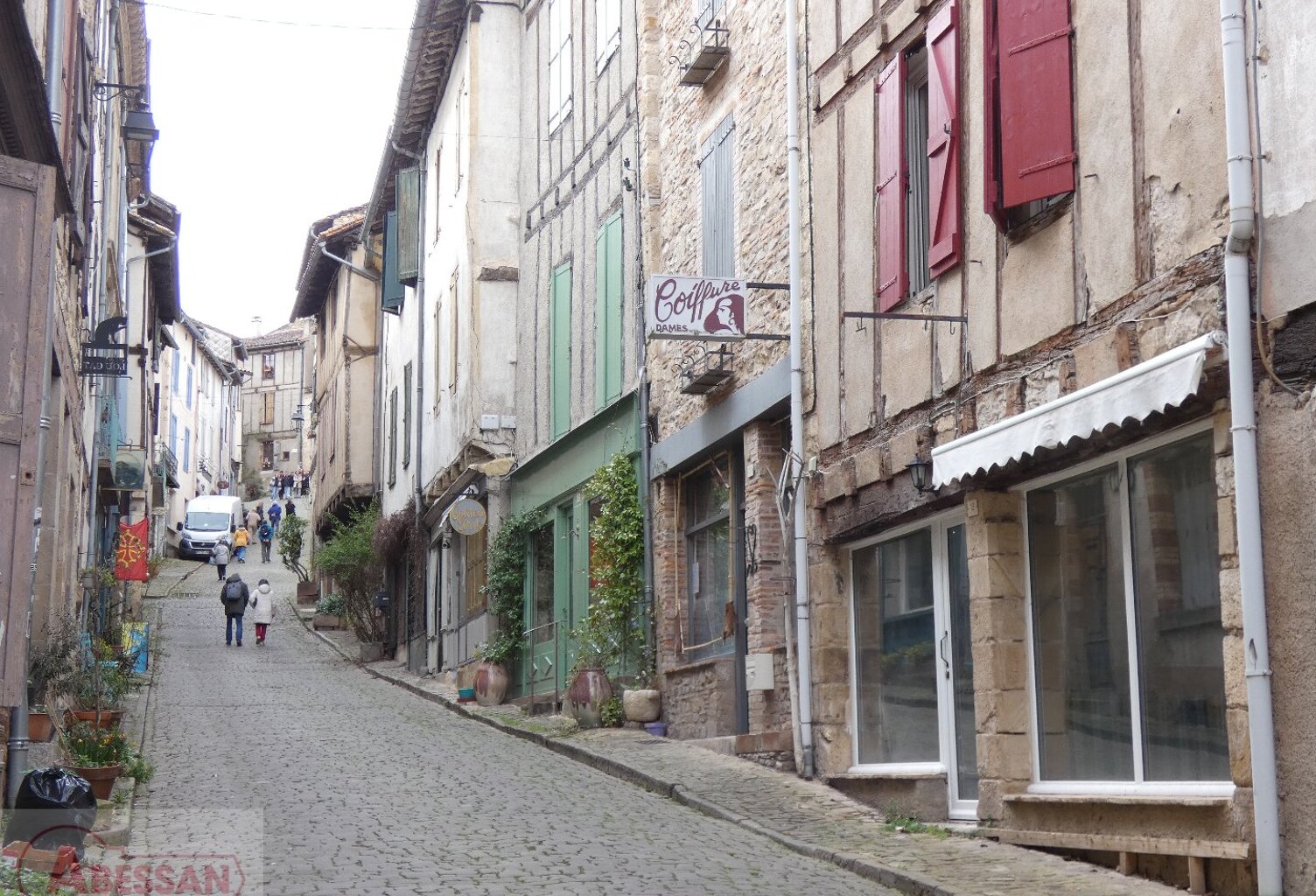 Immeuble mixte — photo 1