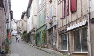 Immeuble  220 m² à vendre à Cordes-sur-Ciel (81170)