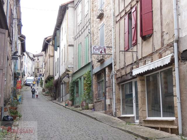 Immeuble mixte — photo du bien