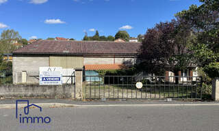 Local industriel 8 Pièces 436 m² à vendre à Villefranche-de-Rouergue (12200)