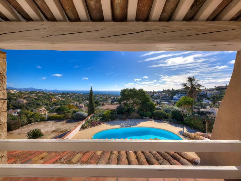 Villa vue mer Les Issambres — photo 1