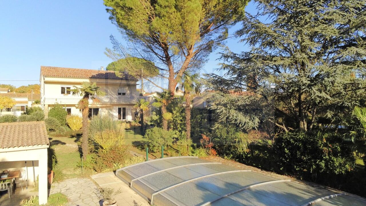 maison 7 pièces 163 m2 à vendre à Châteauneuf-du-Rhône (26780)