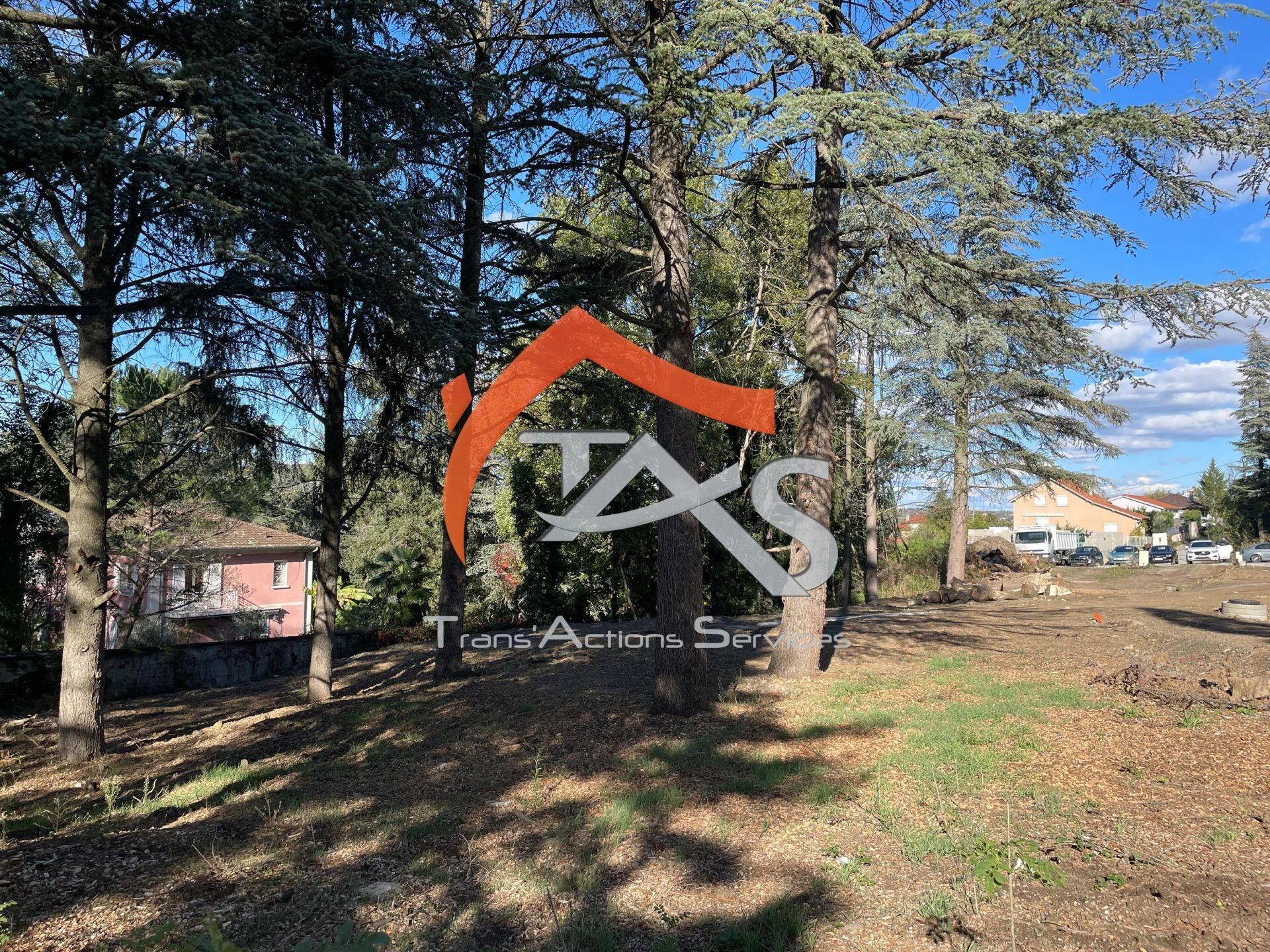 Vente Terrain 1224 m2 à Rive-de-Gier · 119 000 €