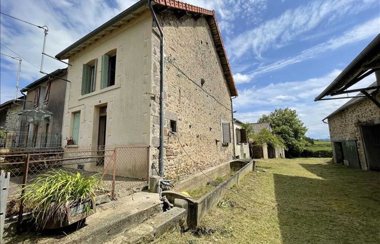 maison 6 pièces 115 m2 à vendre à Montaigut-le-Blanc (23320)