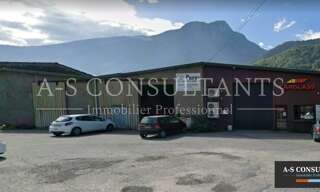 Commerce  400 m² à louer à Saint-Jean-de-Maurienne (73300)