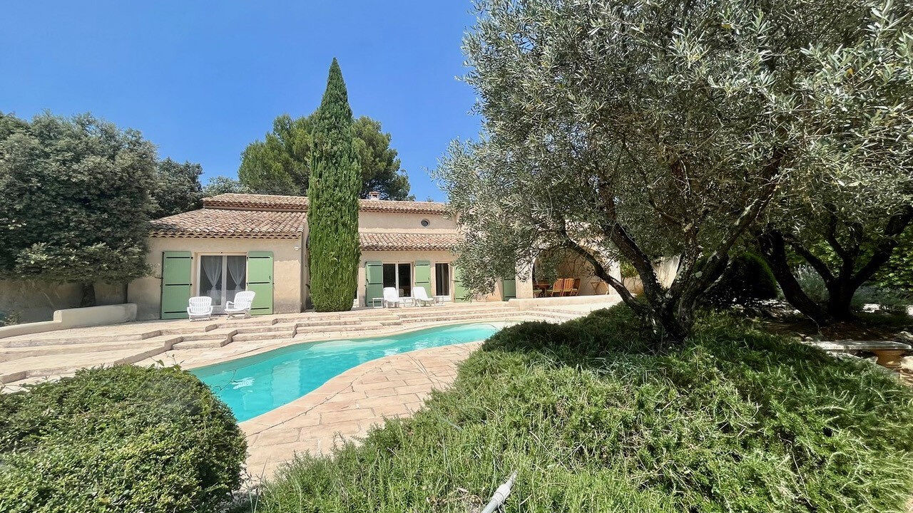 maison 7 pièces 234 m2 à vendre à Uzès (30700)