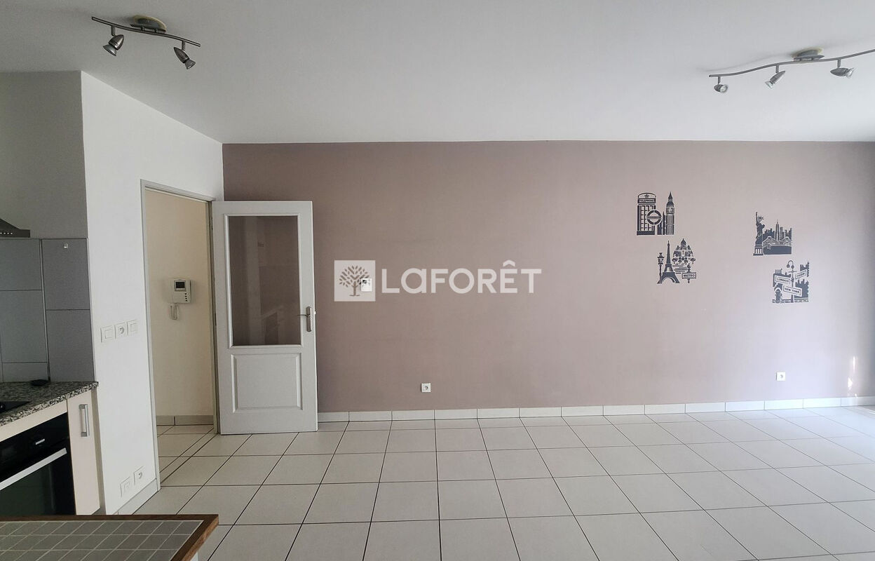 appartement 2 pièces 45 m2 à louer à Chambéry (73000)