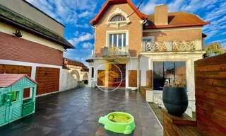 Maison 10 Pièces 300 m² à vendre à La Fère (02800)