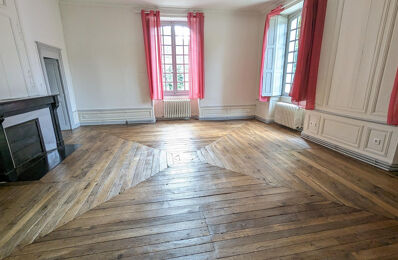 location appartement 1 110 € CC /mois à proximité de Saint-Germain-du-Puy (18390)