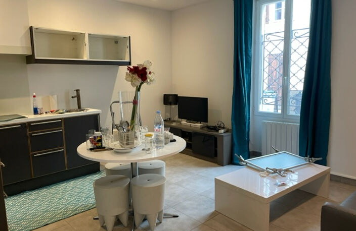 EXCLUSIVITE: PAU FOIRAIL STUDIO RENOVE — photo 2