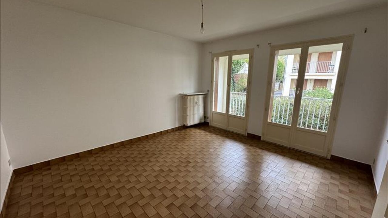 appartement 2 pièces 44 m2 à vendre à La Châtre (36400)