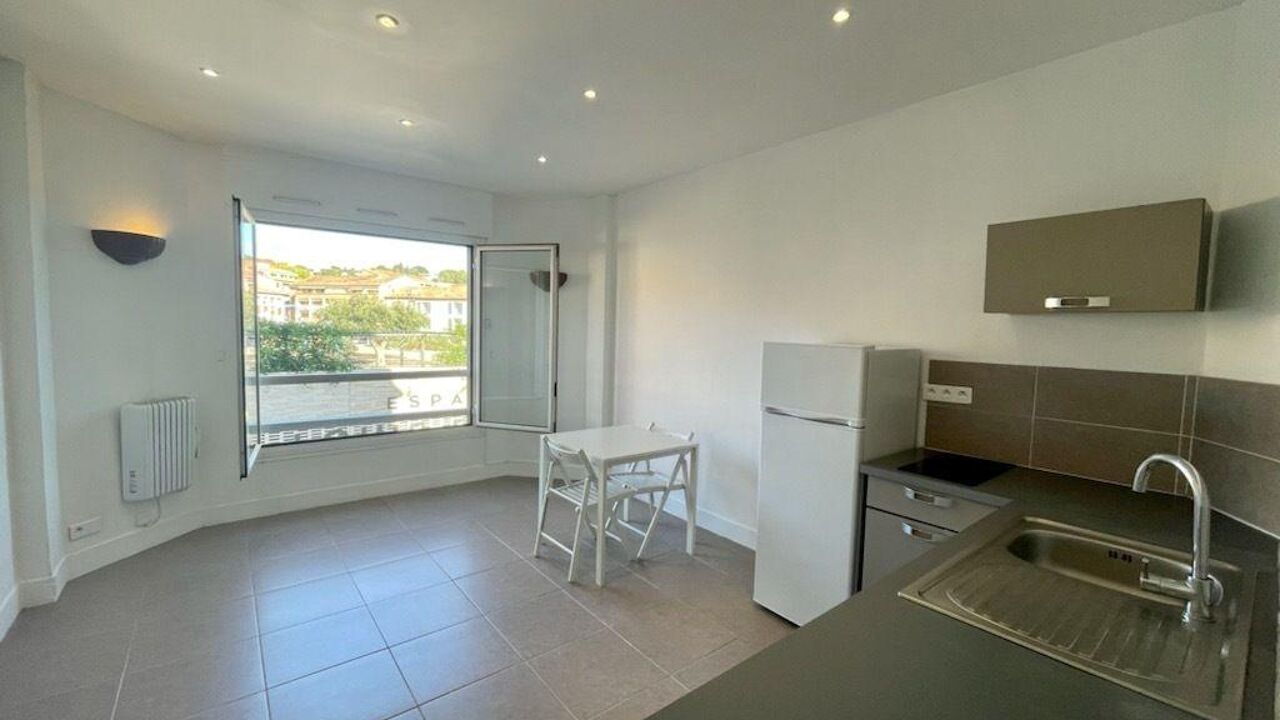 appartement 2 pièces 28 m2 à vendre à Sainte-Maxime (83120)
