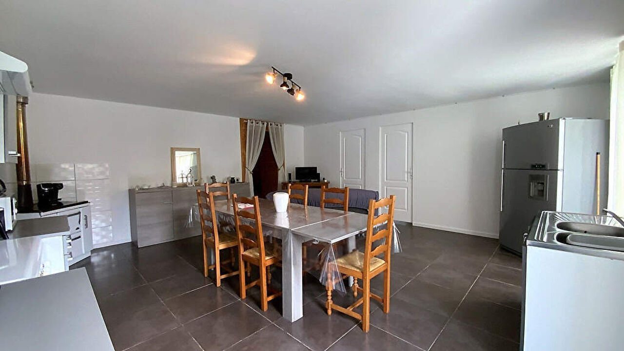 maison 4 pièces 79 m2 à vendre à Saint-Bonnet-sur-Gironde (17150)