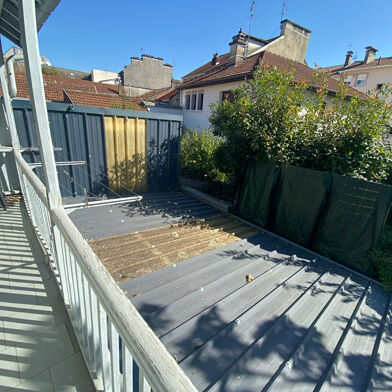 Immeuble  371000 €