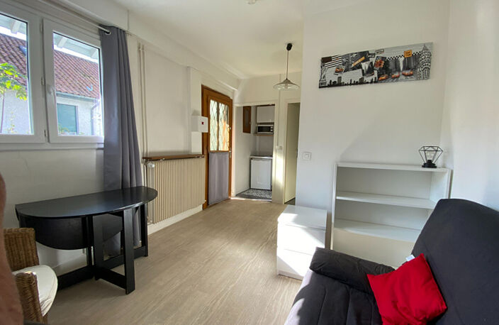 Immeuble de rapport PAU centre ville — photo 3