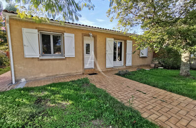 vente maison 236 250 € à proximité de Loire-les-Marais (17870)