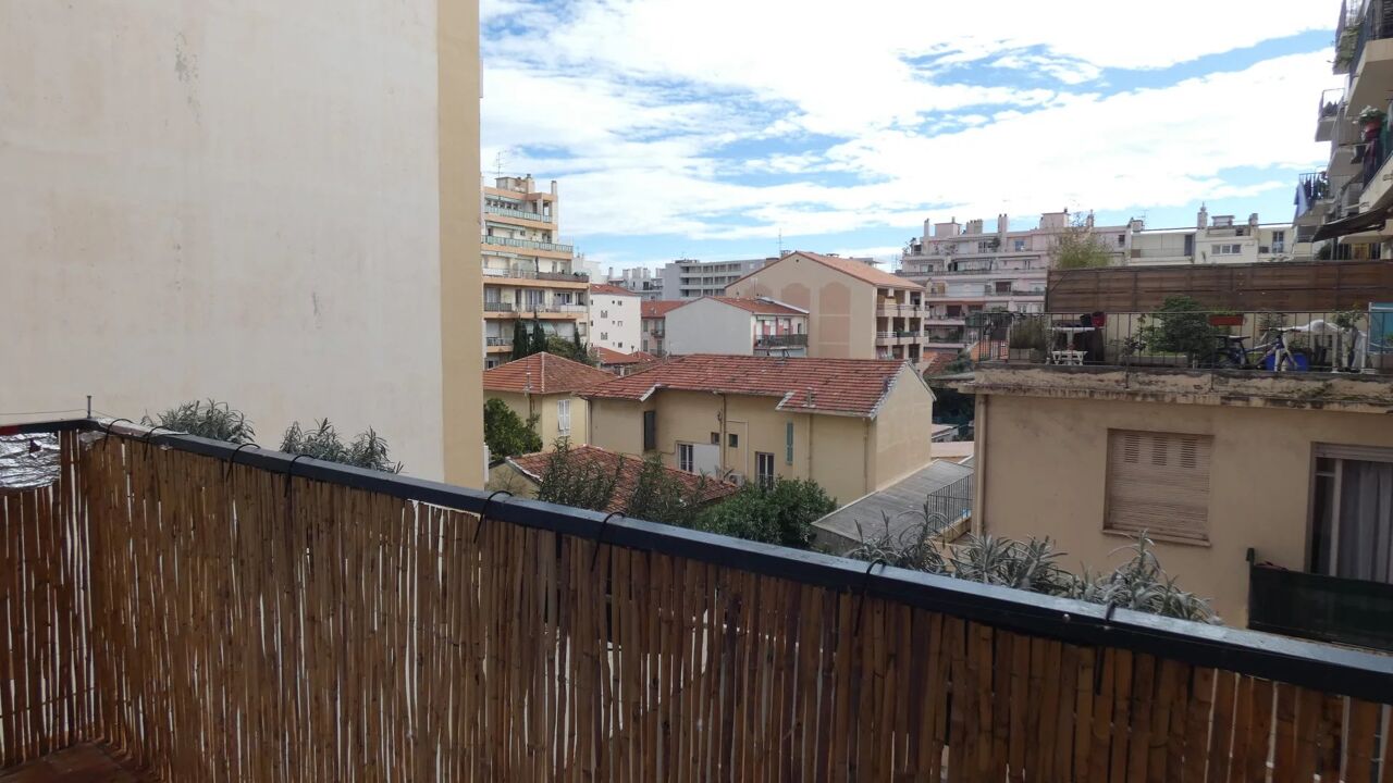 appartement 2 pièces 46 m2 à vendre à Nice (06200)