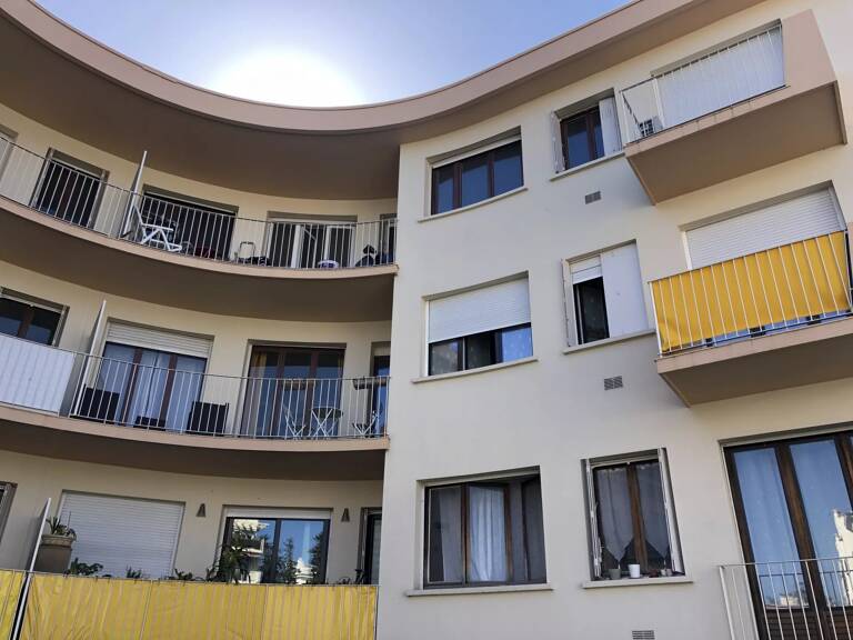 2 Pièces  Place SAINT MAURICE — photo 1