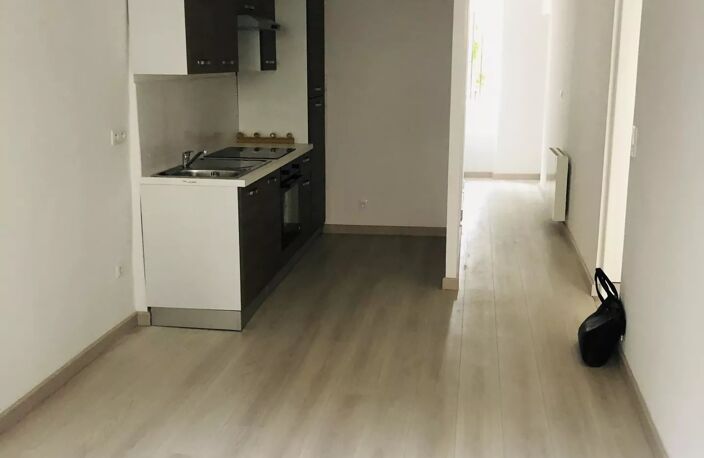 3 PIECES LUCERAM — photo 4