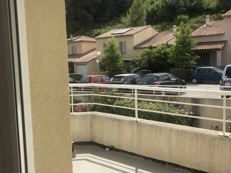 2 PIECES AVEC TERRASSE ET GARAGE — photo 1