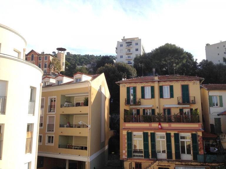 AGREABLE STUDIO AVEC BALCON — photo 1