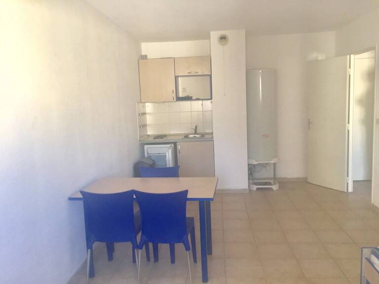RIQUIER 2 PIECES DERNIER ETAGE — photo 1