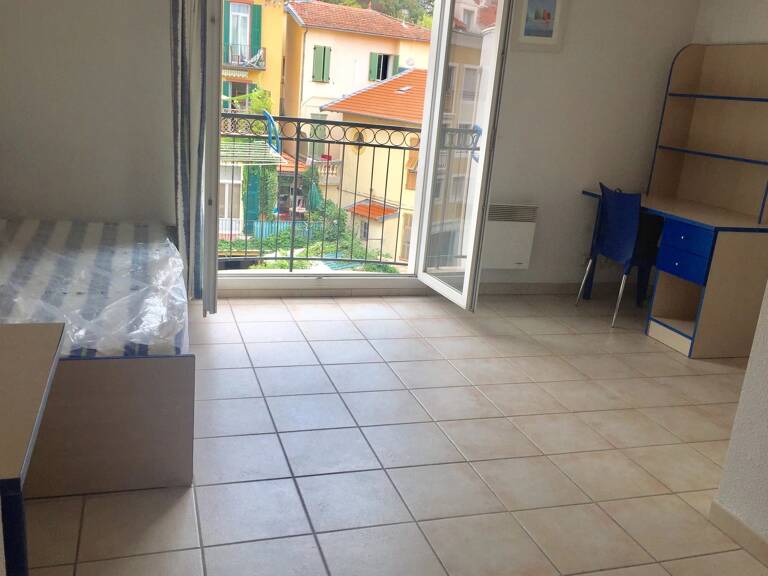 STUDIO AVEC BALCON — photo 1