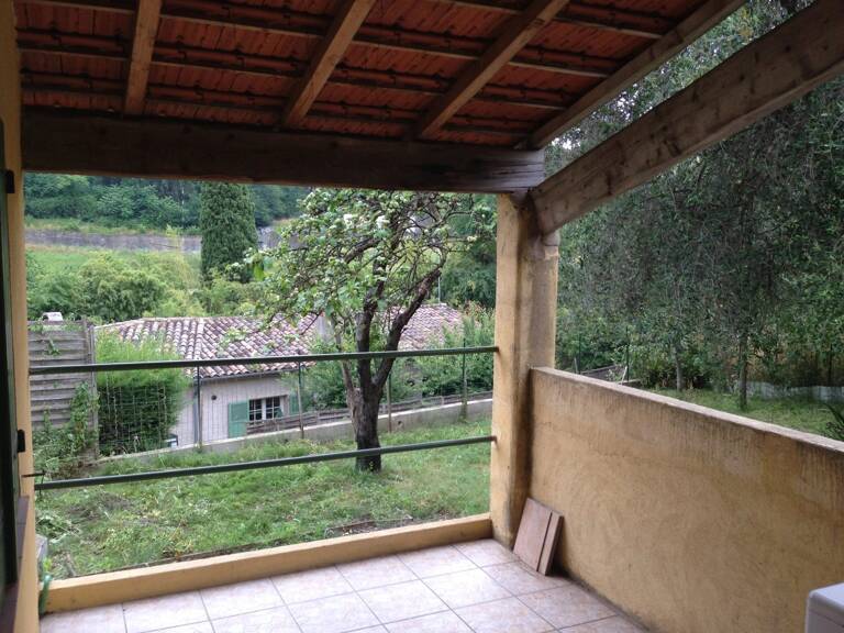 2 PIECES AVEC JARDIN — photo 1