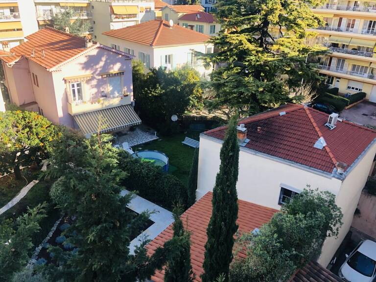 Spacieux studio avec balcon — photo 1