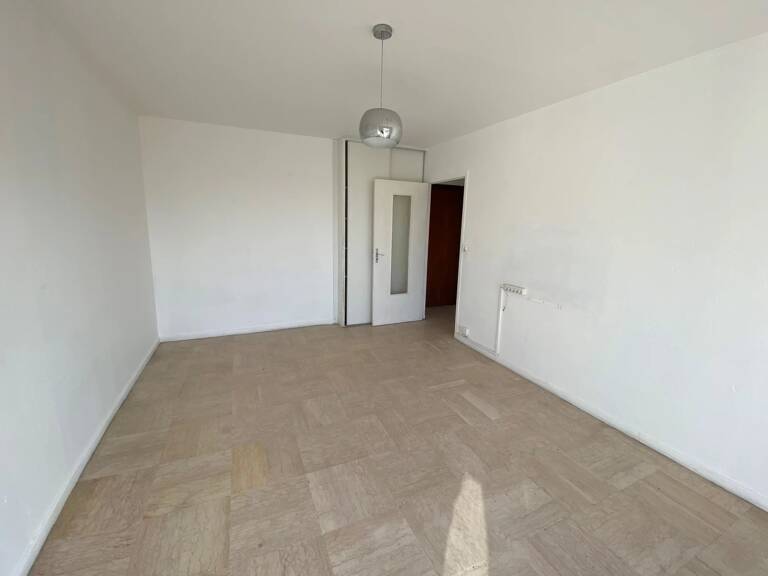 2 PIECES ETAGE ELEVE — photo 1