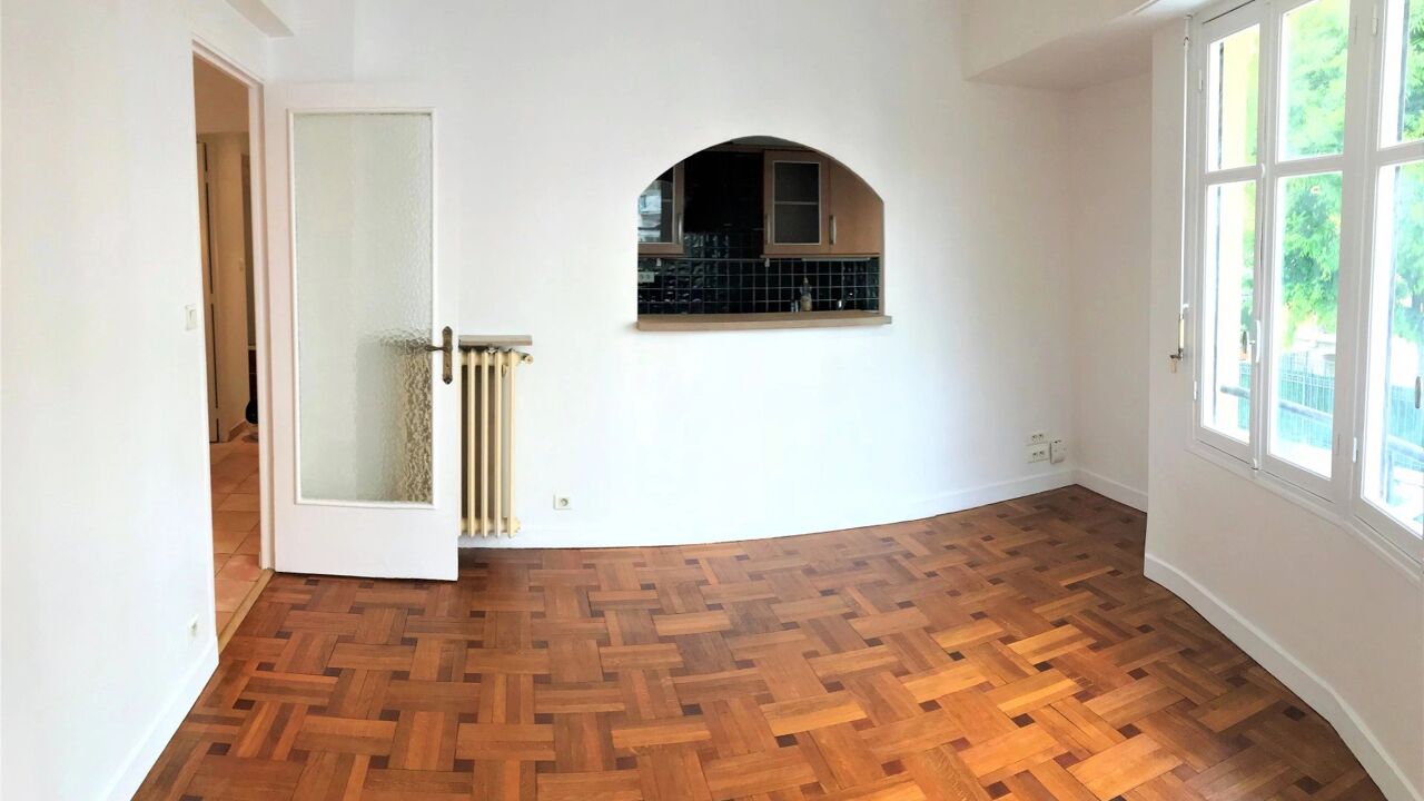appartement 3 pièces 64 m2 à Nice (06100)