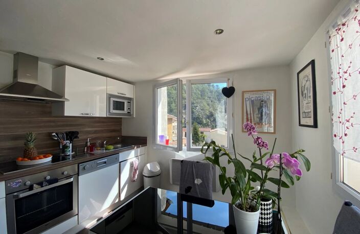 LOCATION 3 PIECES L'ESCARENE — photo 3